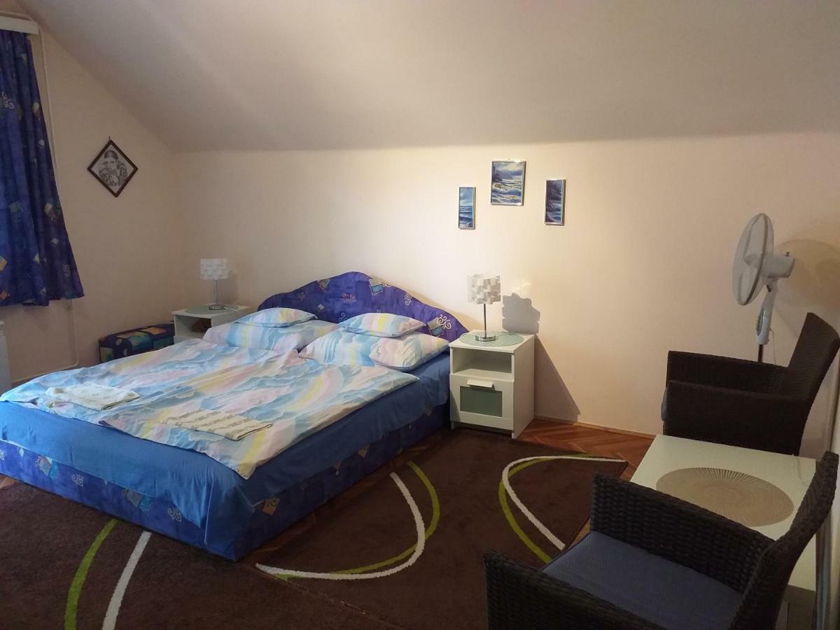 Balaton-Lak Apartmanhaz Siofok Dış mekan fotoğraf